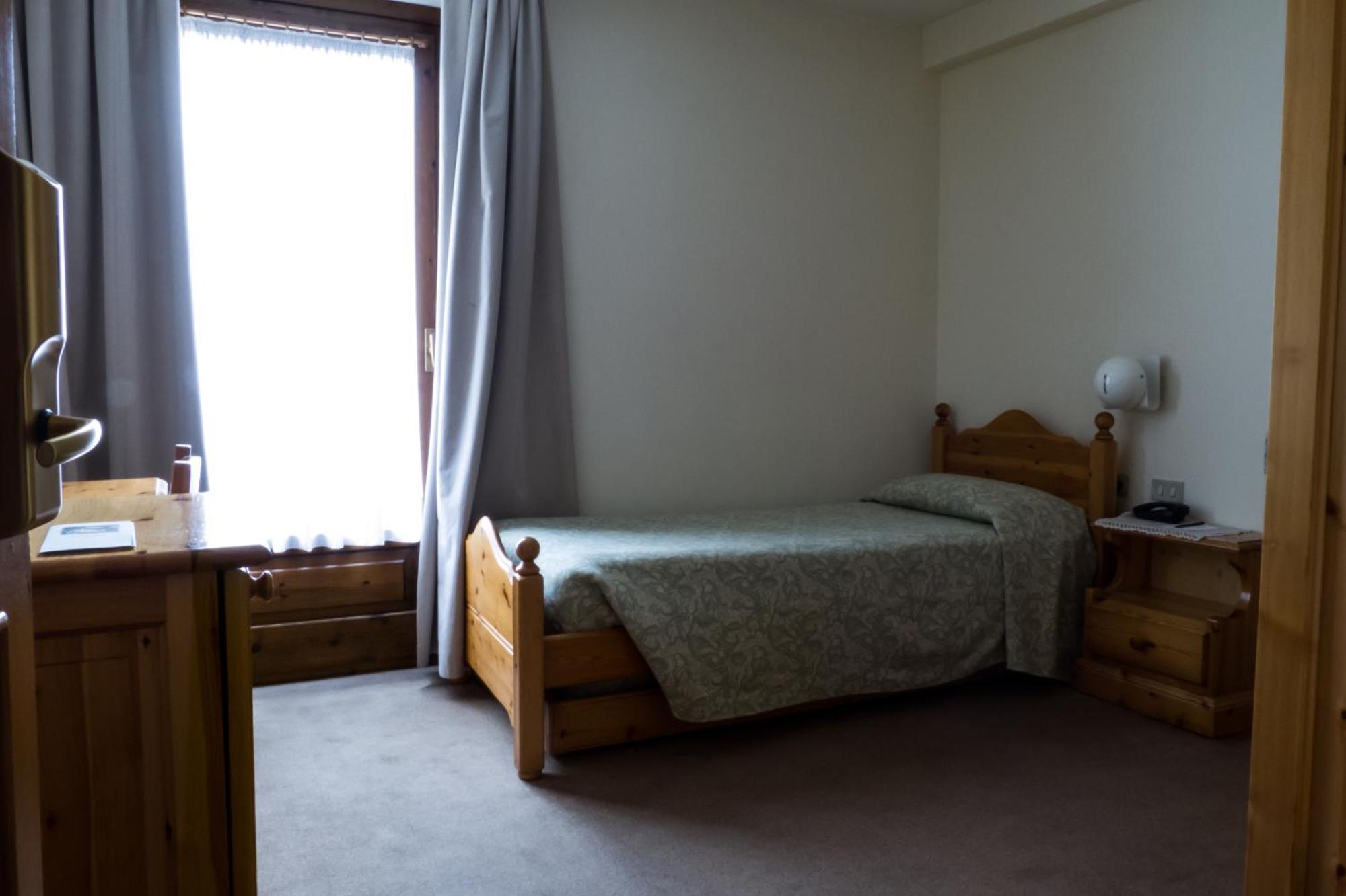 Hotel Valdotain Villeneuve Eksteriør billede