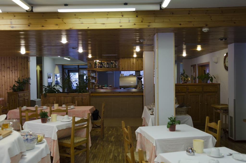 Hotel Valdotain Villeneuve Eksteriør billede