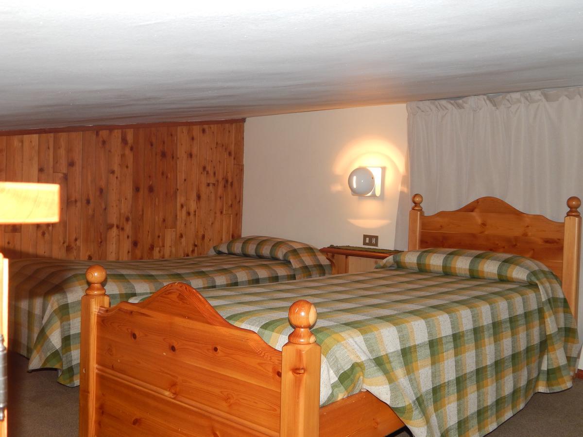 Hotel Valdotain Villeneuve Eksteriør billede