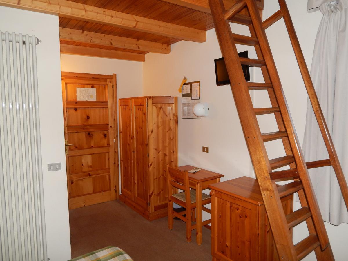 Hotel Valdotain Villeneuve Eksteriør billede