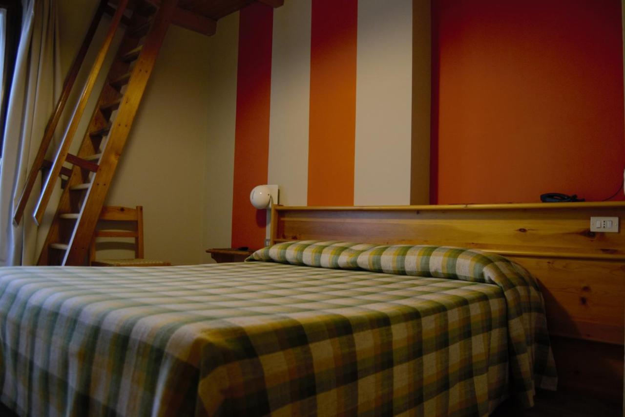 Hotel Valdotain Villeneuve Eksteriør billede